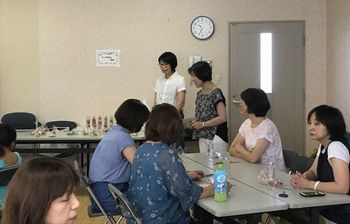 コープネット高田東:親子で仲良く「ハーバリウム講習会」