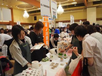 共栄会「商品展示試食学習会」を開催しました