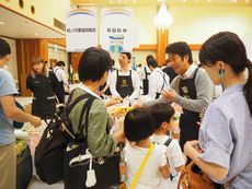 共栄会「商品展示試食学習会」を開催しました