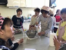 コープネット高田東：タケダハム（株）の学習会とウインナー作り体験！