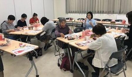西の京コープ委員会:㈱ナリス化粧品学習会~季節の肌ケアしませんか~