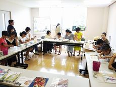 コープネット葛城:親子で仲良く“グラスアート”を作ろう♪