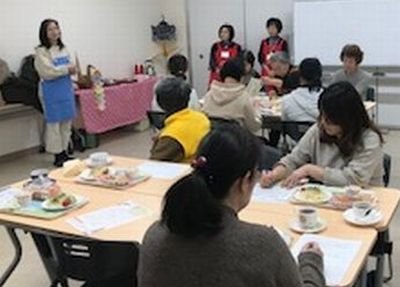 西の京コープ委員会:「大人の体操」みんなで気持ちよく身体を動かしました