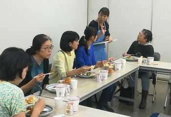 コープネット生駒西:「秋のおすすめ商品試食学習会」を開催しました