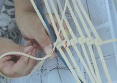 夏休み企画「紙バンドでコースターを作ろう！」を開催しました