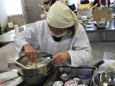 組合員のつどい共催「おしゃれで美味しいお菓子作りはいかが?」を開催しました