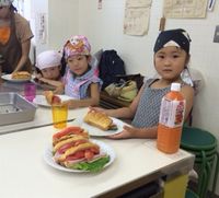 夏休み親子企画「（株）コモのクロワッサンでサンドイッチを作りましょう！」