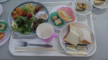 「２０１５年秋のおすすめ商品試食ランチ」をおこないました