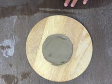 子ども陶芸教室を開催しました