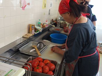 ならモニ便りvol.3:6月15日(木)治道トマト産地見学~トマトでクッキング~