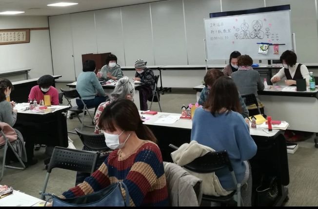 大宮コープ委員会:折り紙でおひな様作り♡