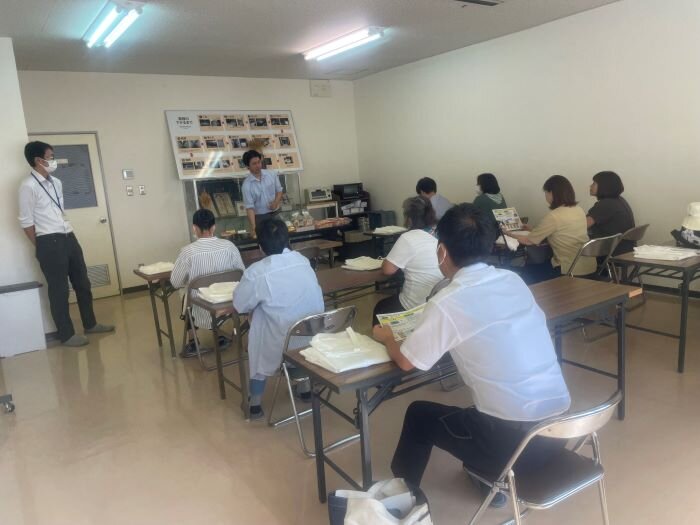 高田東コープ委員会:巽製粉(株)フローベル事業部(桜井市)の工場を見学しました