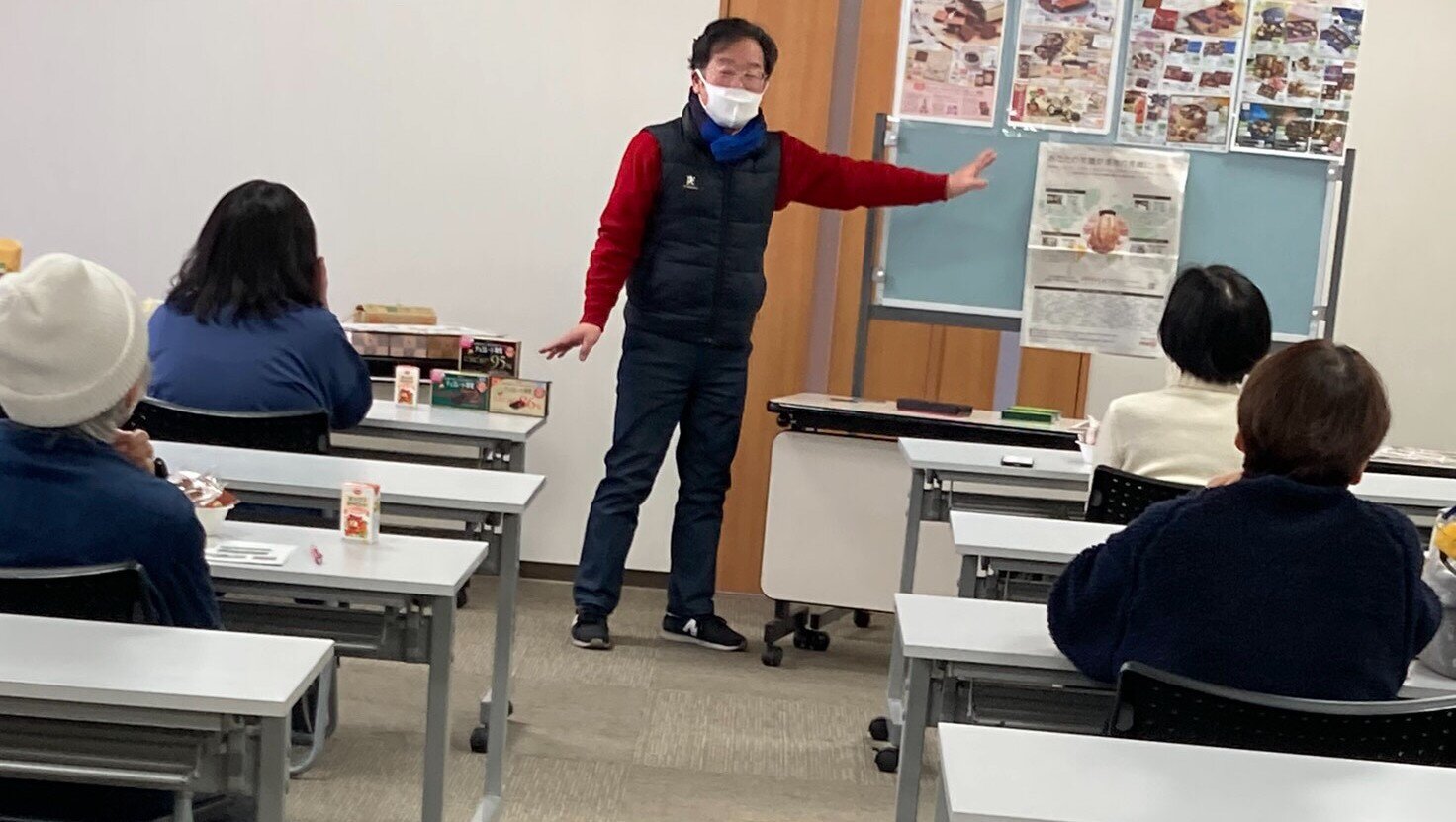 奈良東コープ委員会:“ならっぴキッチンカー”のお披露目とコープ商品の学習会