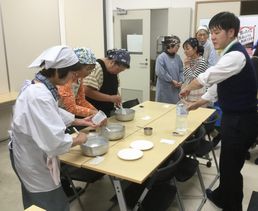 広陵コープ委員会:組合員のつどい&柿の葉ずしの葉巻き体験