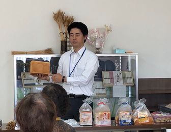 大宮コープ委員会:巽製粉㈱フローベル事業部のパン工場見学