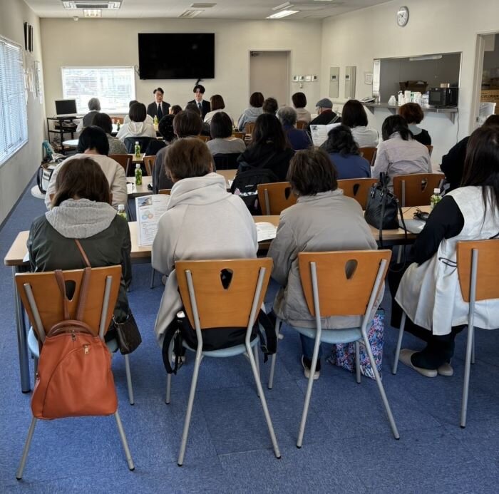 橿原南コープ委員会：トイレットペーパーの(株)リバース工場見学