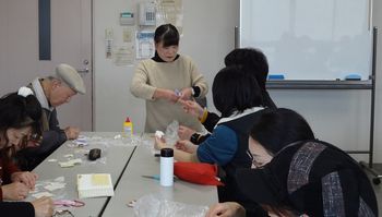 橿原北コープ委員会:和紙で作る“干支の箸置き”と楽しい試食会