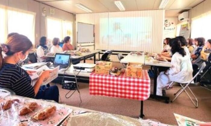 高田東コープ委員会:パネトーネ種のこだわりパン(株)コモの学習会
