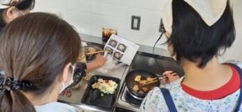 奈良西コープ委員会:ならコープ職員による“ミールキット”の学習会