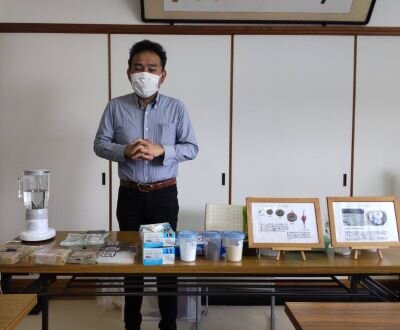 西大和コープ委員会:(株)若草食品の工場見学とこんにゃく作り体験