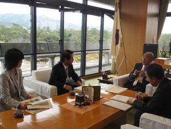 奈良県と市民生活協同組合ならコープとの「連携と協力に関する包括協定」を締結しました