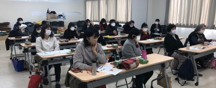 西の京コープ委員会：コープきんき職員による“人気のCO・OP商品の学習会”