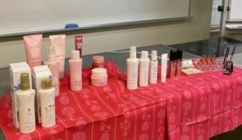 西大和コープ委員会：組合員のつどいと(株)ナリス化粧品の学習会
