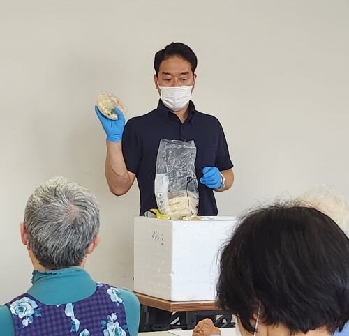 橿原南コープ委員会:冷凍麺でおなじみ!(株)ニッキーフーズの学習会