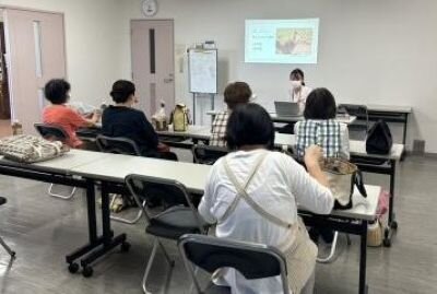 桜井西コープ委員会:「みつせ鶏」の学習会で調理と試食も楽しみました