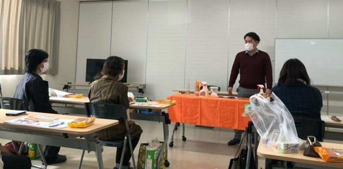 郡山西コープ委員会:組合員のつどいとトップ産業㈱に学ぶ住居の掃除