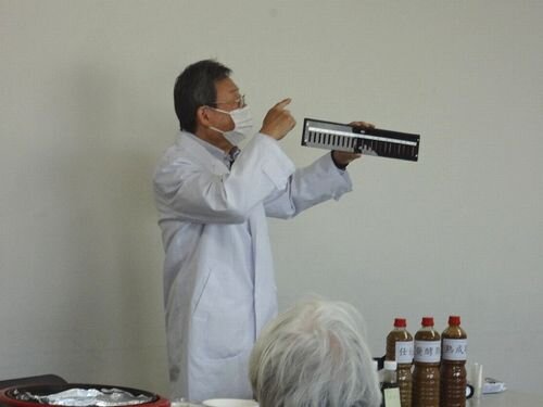 橿原北コープ委員会:ならコープ商品第1号「コープしょうゆ」のニシキ醤油㈱学習会