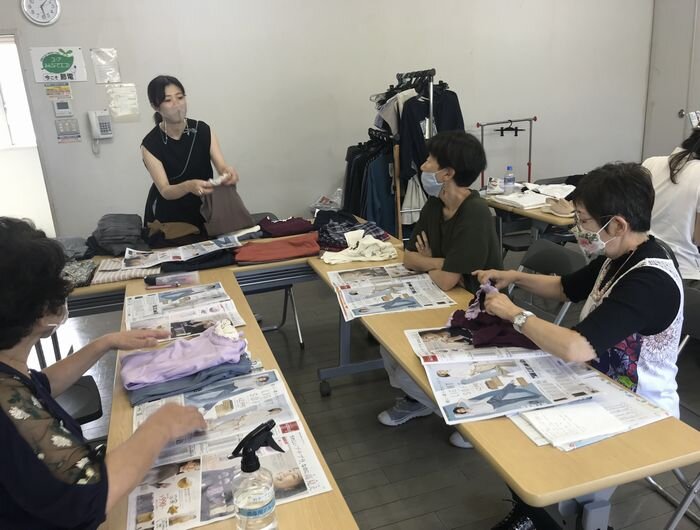 生駒東コープ委員会：～気になる服を見て・触って・試着して！～