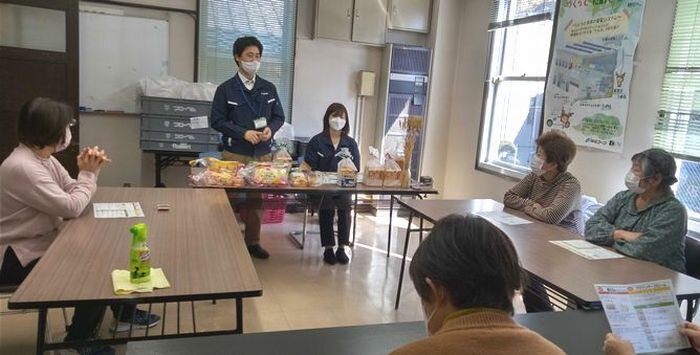 吉野コープ委員会:フローベルのパンの学習会と手ぬぐいで“あずま袋”作り