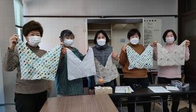吉野コープ委員会:フローベルのパンの学習会と手ぬぐいで“あずま袋”作り
