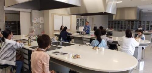 田原本コープ委員会:寄せ植えとコープクオリティ商品の試食学習会