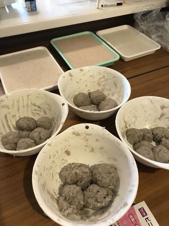 コープネット天理南:(株)若草食品学習会で手作りこんにゃく体験
