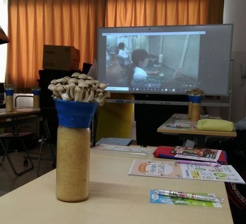 香芝西コープ委員会:ホクト㈱の学習会“きのこ”のチカラはすごい!