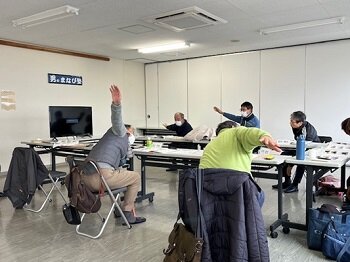 自分みがき講座「男のまなび塾」第6期第3回:(社福)協同福祉会学習会とCO・OP商品でクリスマスを開催しました