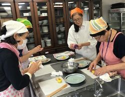 生駒東コープ委員会:本格和菓子“練り切り”作り体験