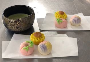 生駒東コープ委員会:本格和菓子“練り切り”作り体験