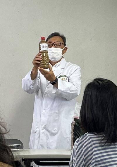 中エリア:ニシキ醤油㈱の学習会 物知り博士の大方(おおがた)社長からお話を伺いました