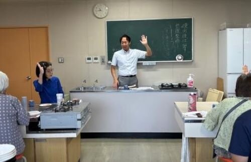 橿原西コープ委員会:(株)ニッキーフーズの試食学習会