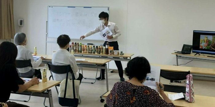 西大和コープ委員会：フンドーキン醤油㈱とコープの深い関わりを知りました