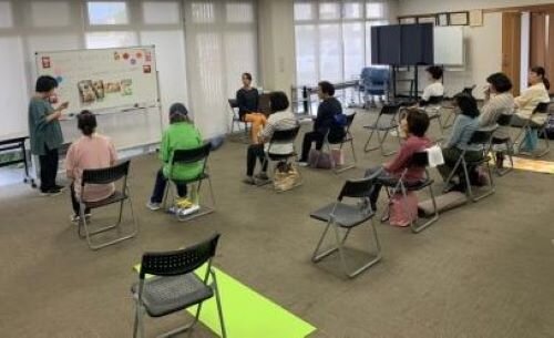 大宮コープ委員会:~椅子も使って~ スッキリ!ヨガ