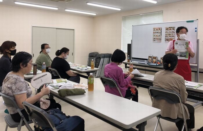 ならやまコープ委員会：ミールキットの実演とコープ商品の学習会