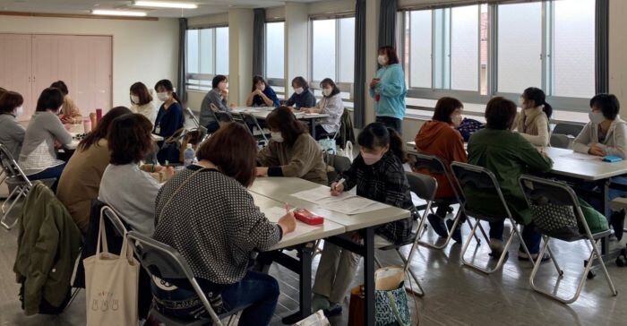 南エリア委員会:第3回南エリア活動交流会~ラフターヨガ♪~