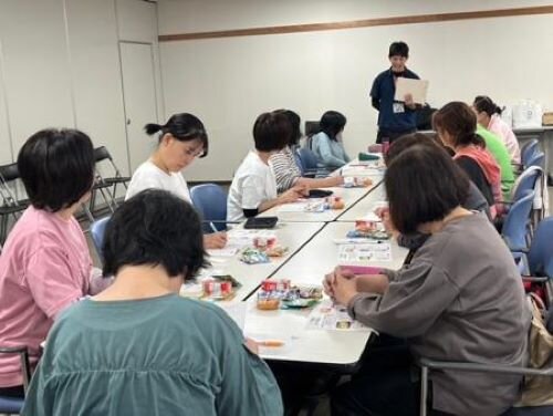 大宮コープ委員会:~椅子も使って~ スッキリ!ヨガ