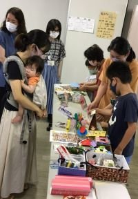 中エリア委員会:「親子でエコ工作」“親子で作ろう!写真立て”