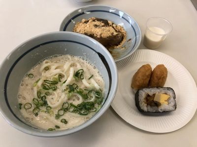 郡山西コープ委員会:夏休み親子企画!柿の葉ずしの葉巻き体験
