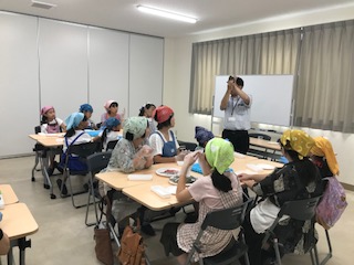コープネット西の京:夏休み親子企画「柿の葉ずし葉巻体験」